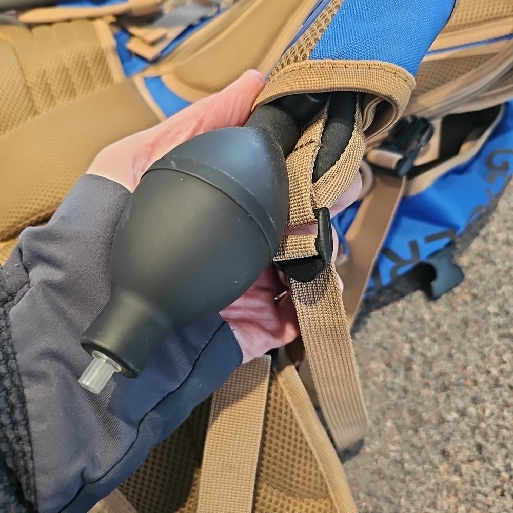 Geigerrig Rig 1600 Hydration Pack Adjustable Straps Padded Backpack Rare BLUE