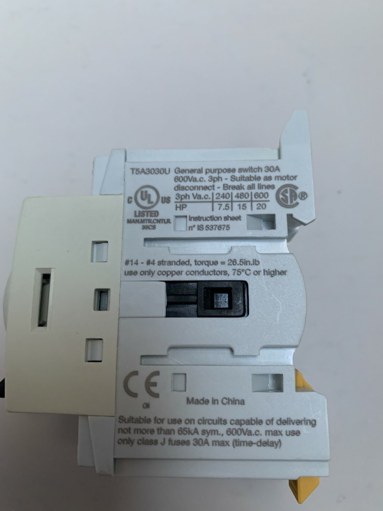 Eaton T5A3030U Disconnect Switch new