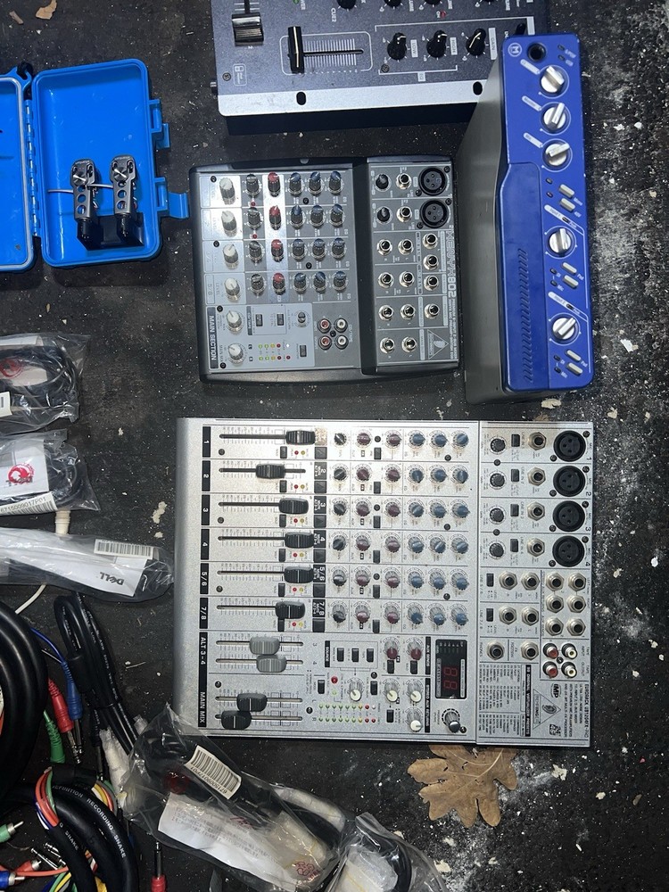 Audio DJ Equipment
