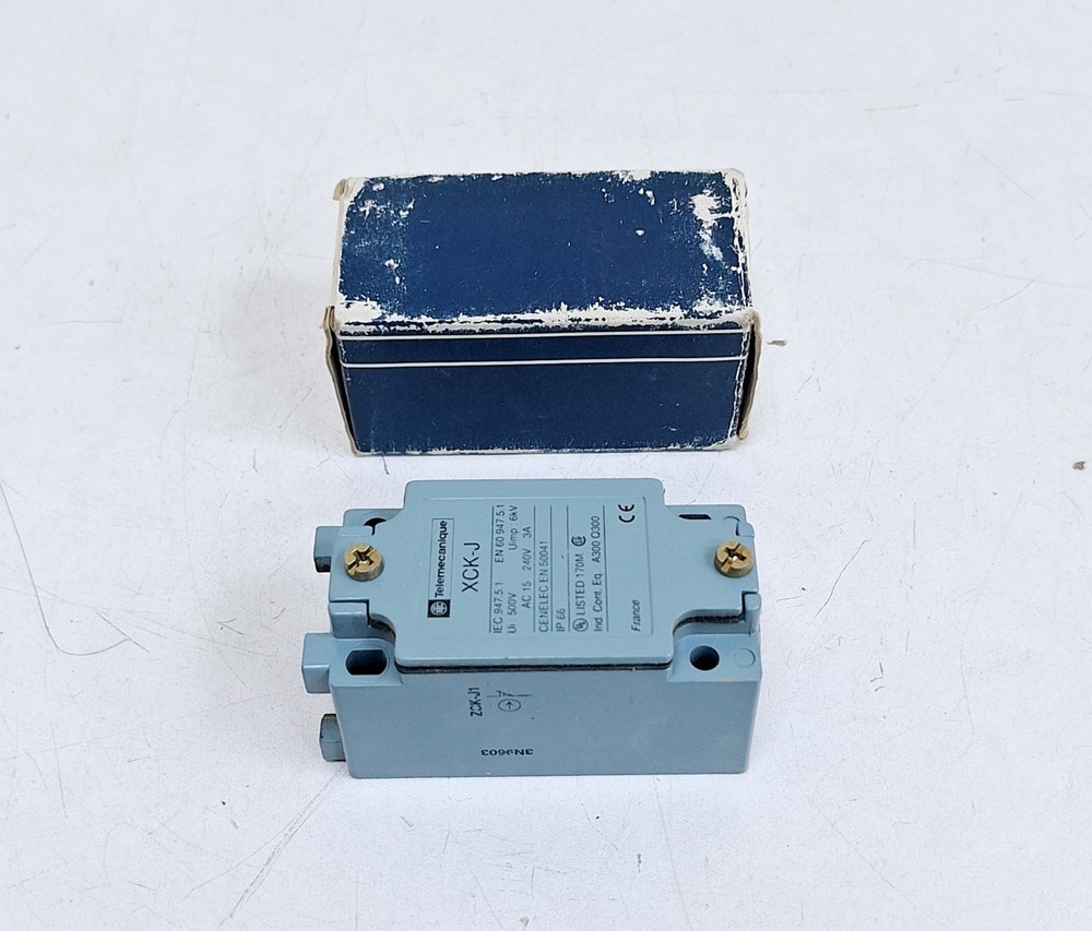 Telemecanique XCK-J Limit Switch