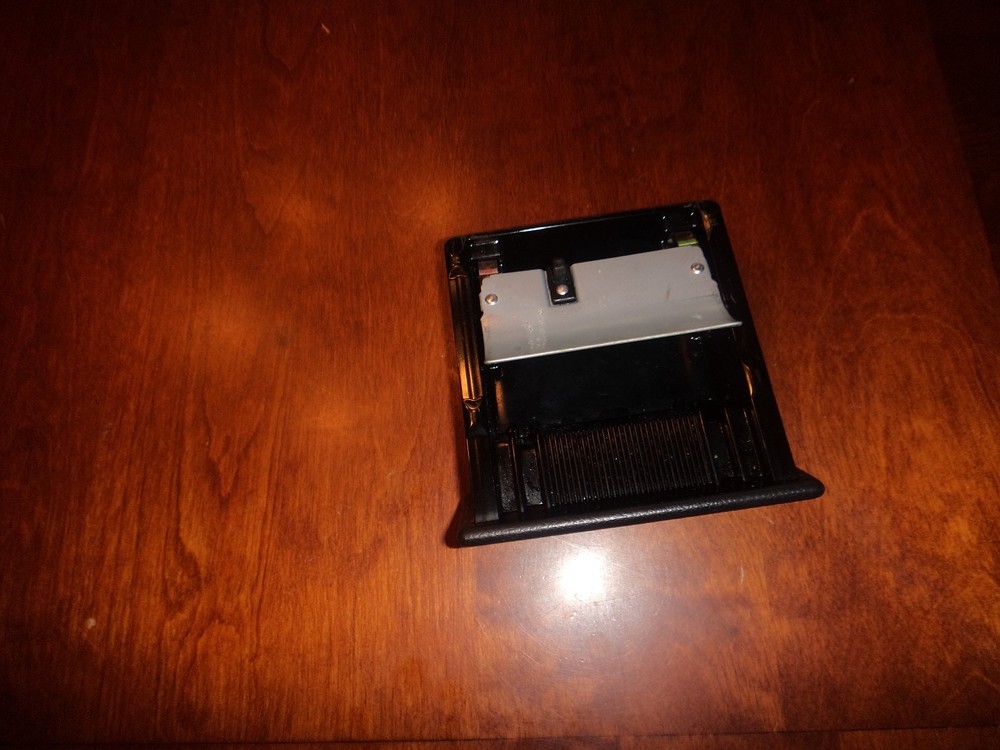 99-01 ISUZU VEHICROSS ASHTRAY OEM