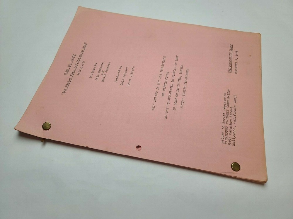MORK & MINDY / Dale McRaven 1978 TV Script, "Skyflakes Keep Falling on My Head"