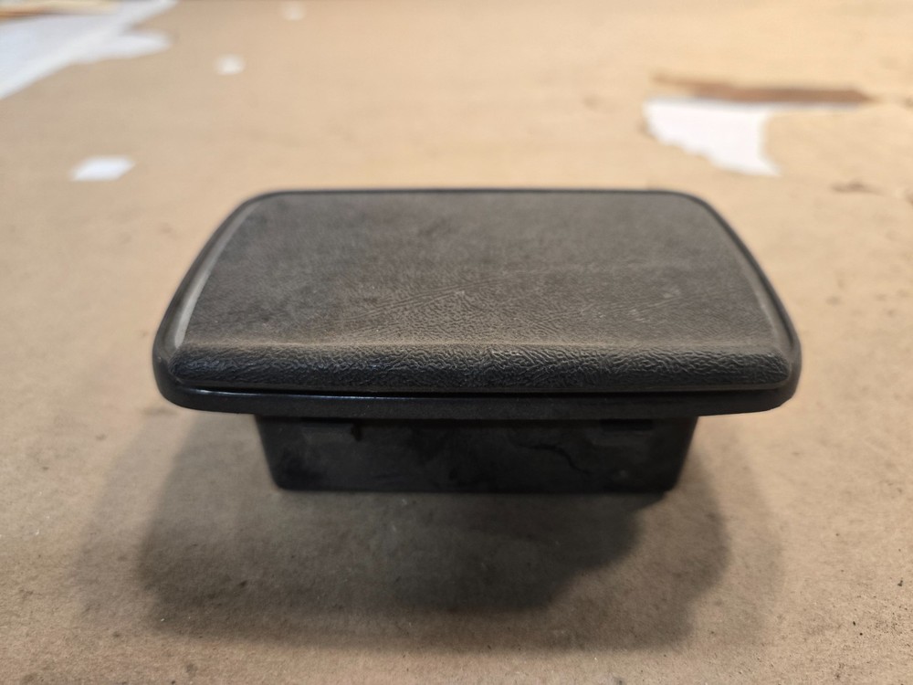 Triumph TR7 Ashtray YKC970