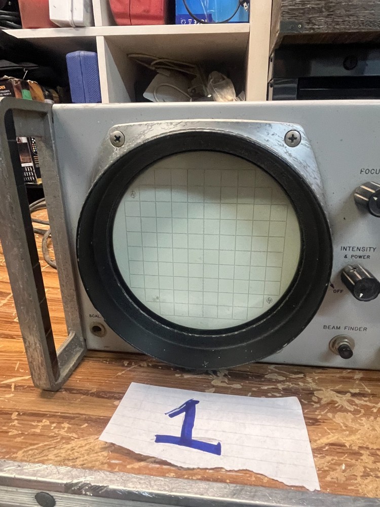 HP Hewlett-Packard Oscilloscope Model 120B - Powers on but untested.