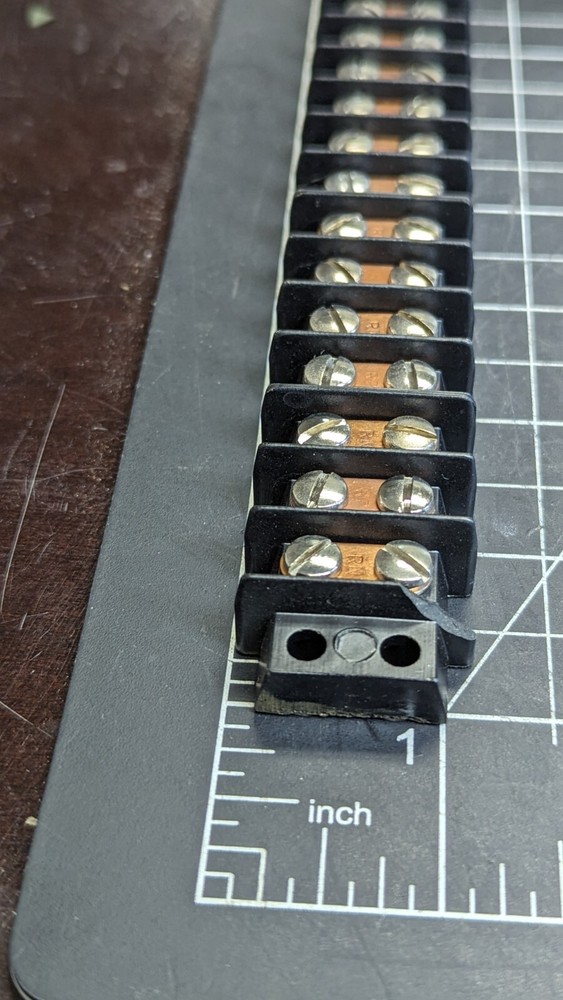 20 Position Cincinnati CINCH Terminal Block [B8Y1] #9