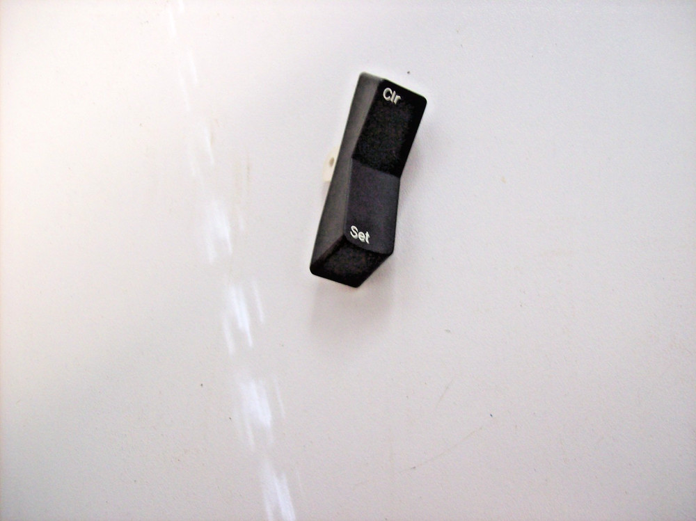 IBM SELECTRIC III TYPEWRITER TAB SET AND CLEAR LEVER