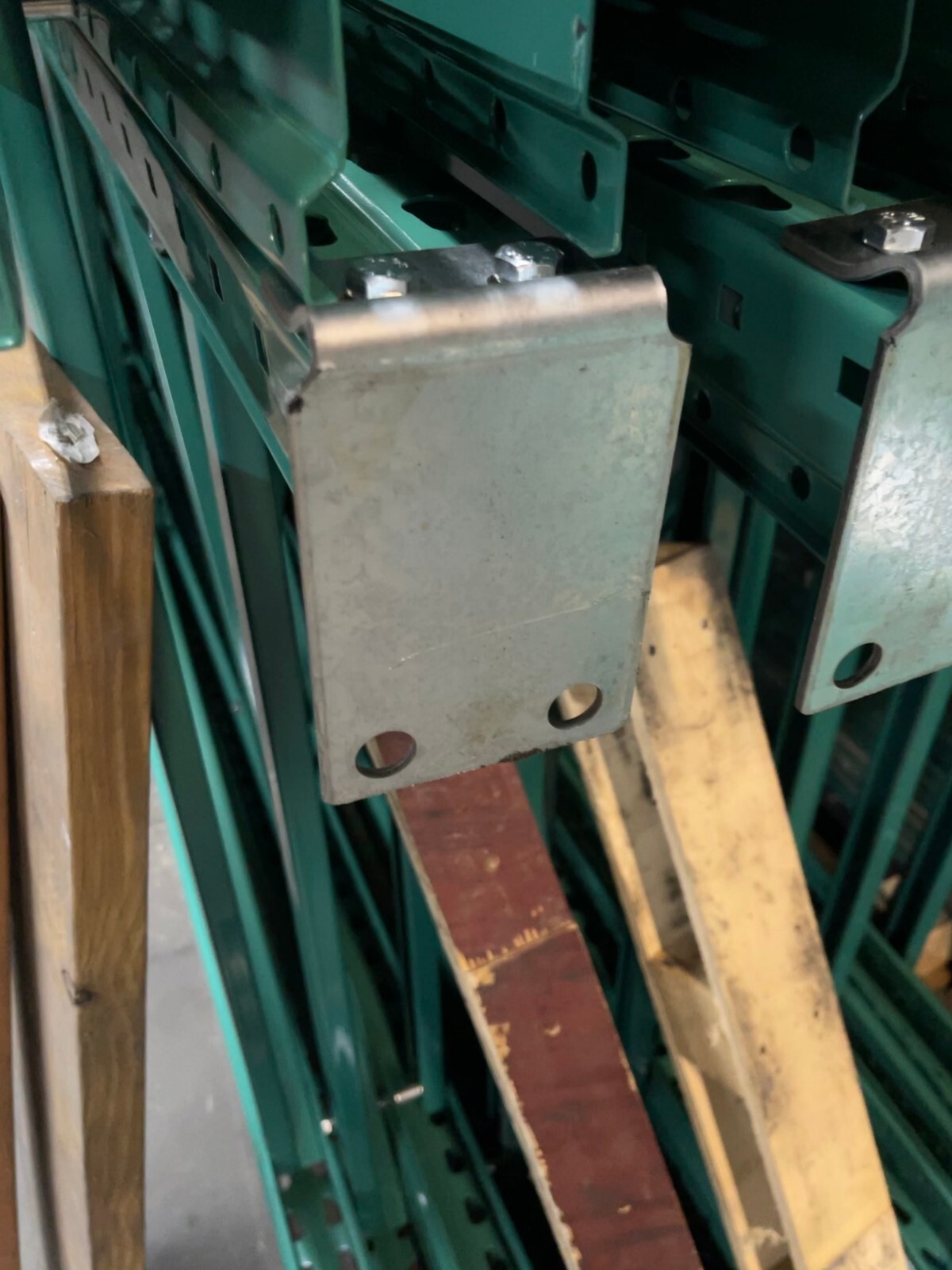 (24) Pallet Racking Universal Foot Plates for Uprights, Nuts and Bolts included