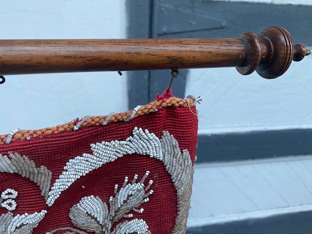 ANTIQUE VICTORIAN OAK & WALNUT BEADED NEEDLEPOINT FIRESCREEN