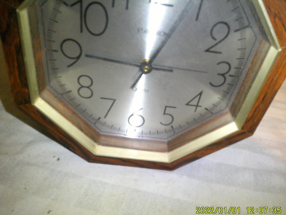 WALL HANGING OLDER HEXAGON SHAPE VERICHRON CLOCK.