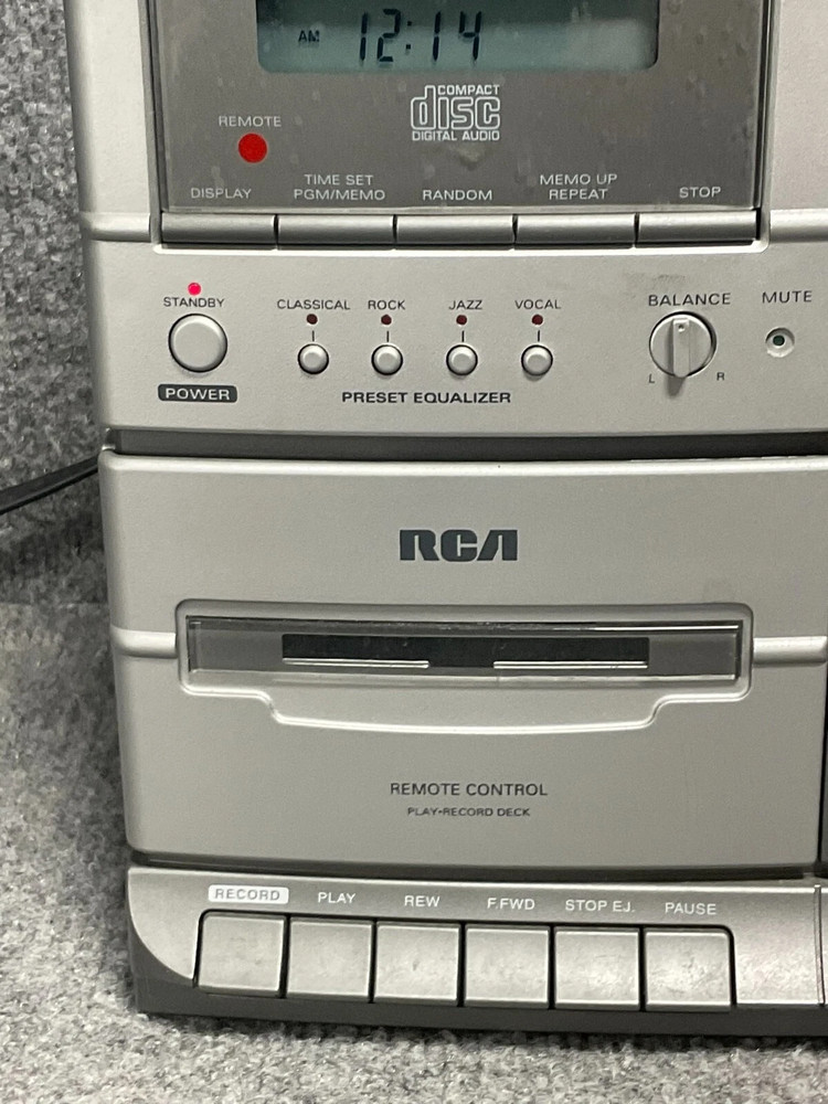 Vintage RCA RS1239B Stereo Cassette CD Player Compact Disc Digital Audio 120V