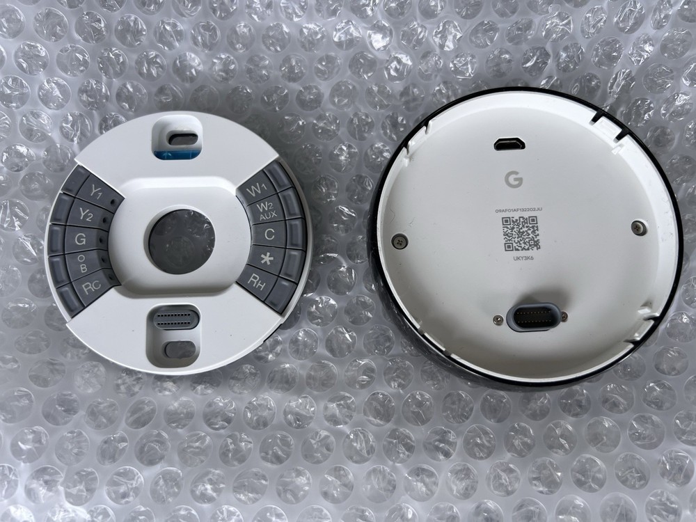 Google Nest Learning Thermostat 3rd Generation, Gloss Black