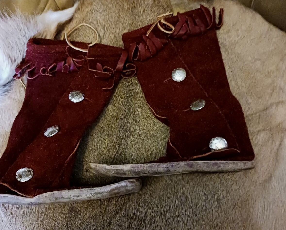 *AWESOME VINTAGE  NATIVE AMERICAN BEADED  MOCCASIN BOOTS POW WOW REGALIA NICE!*