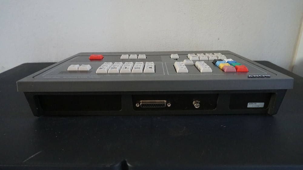 Sony DME-450 digital multi effect control panel with cable