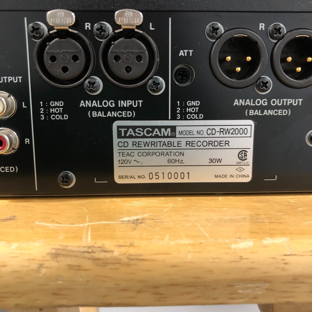 TASCAM CD-RW2000 Professional Rackmount CD Rewritable Recorder - #E