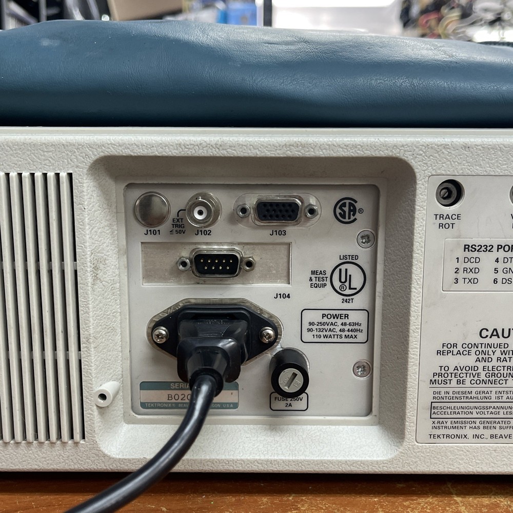 Tektronix 2714 Spectrum Analyzer unit only , 75ohm, UNTESTED