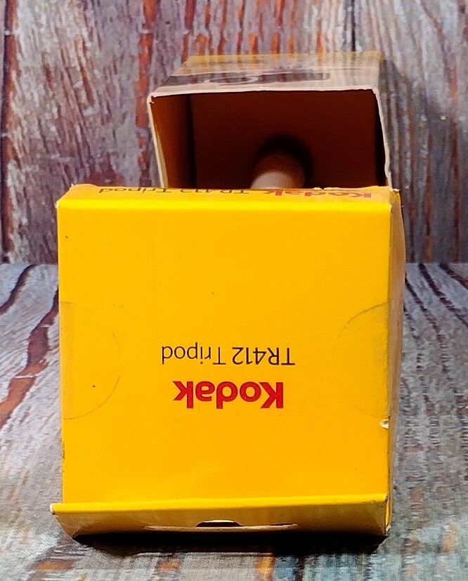 Kodak TR412 Tripod - 8 Section Extends to 41" - NEW