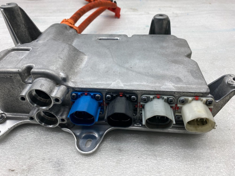 ⭕ 2016-2020 Tesla Model X MX High Voltage Junction Box Power Distribution Module