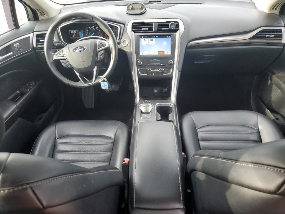 FUSION 2019 Glove Box 4937195