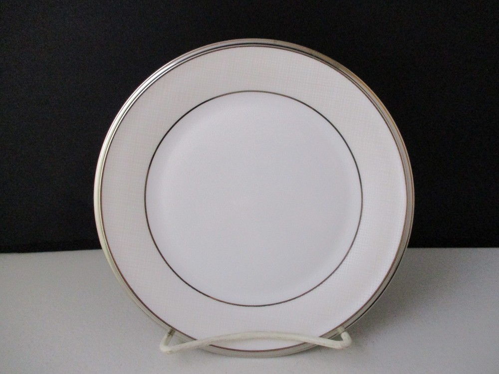 LENOX LINEN MIST BREAD & BUTTER PLATE 6 1/2" -0702C