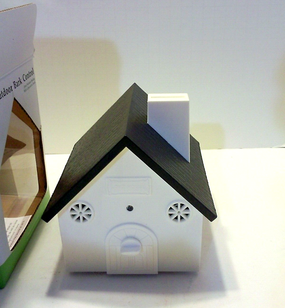 OUTDOOR BARK CONTROL Ultrasonic correction deterrent device