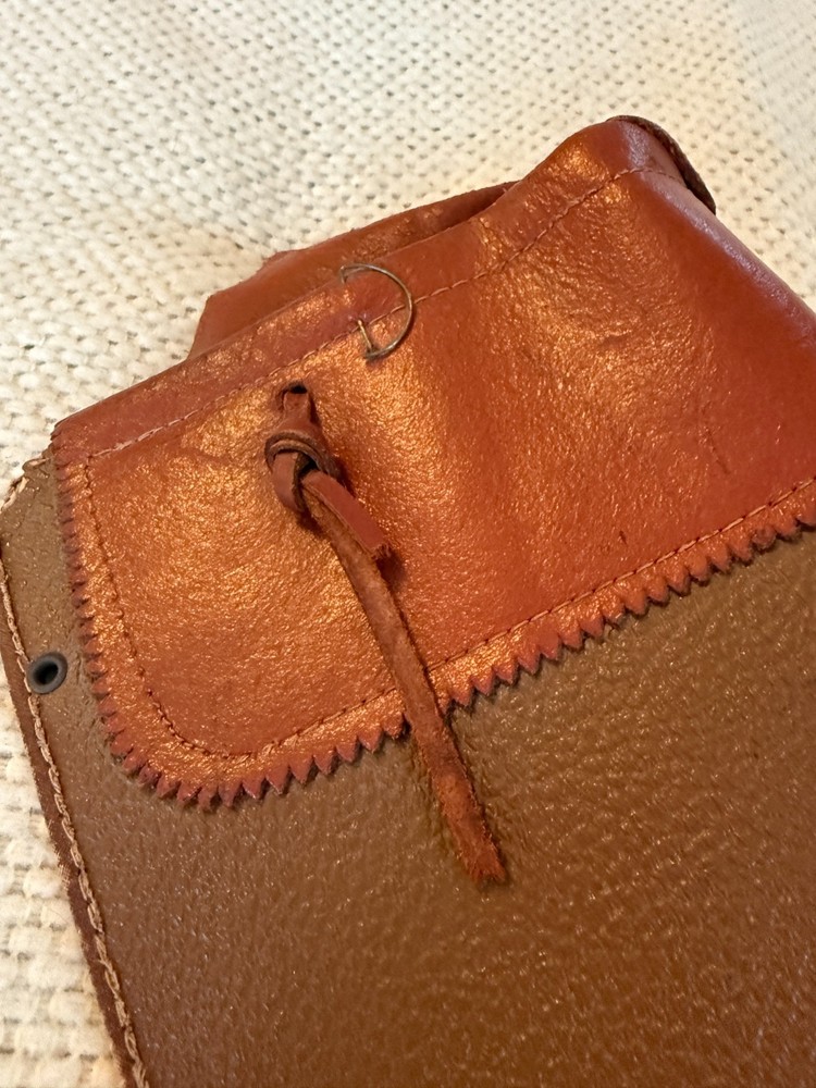 Leather Shoulder Quiver Wall Hanger