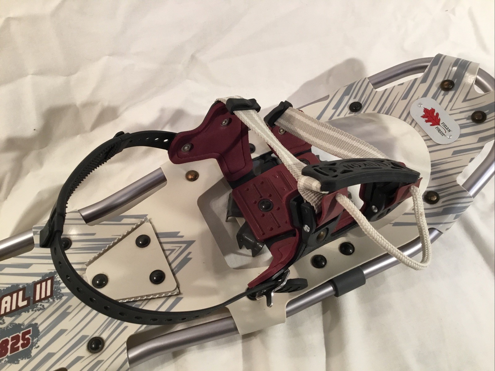 Field N Forest Winter Trail III 825 Snow Shoes Yukon