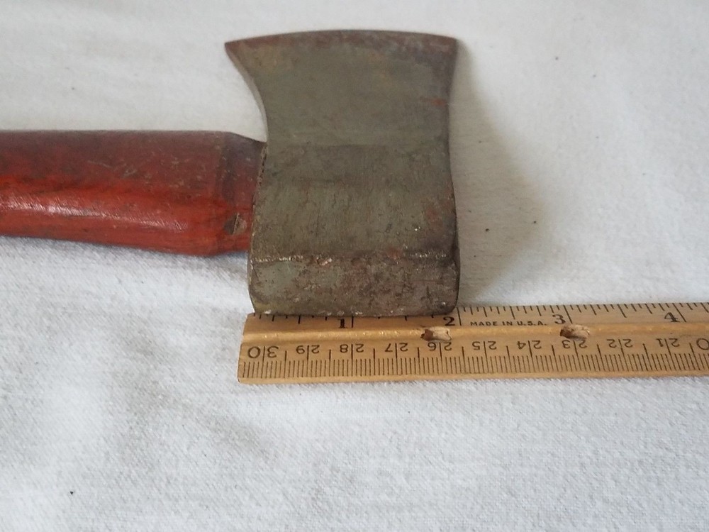 VTG HATCHET/AXE 2 POUND OVERALL WEIGHT