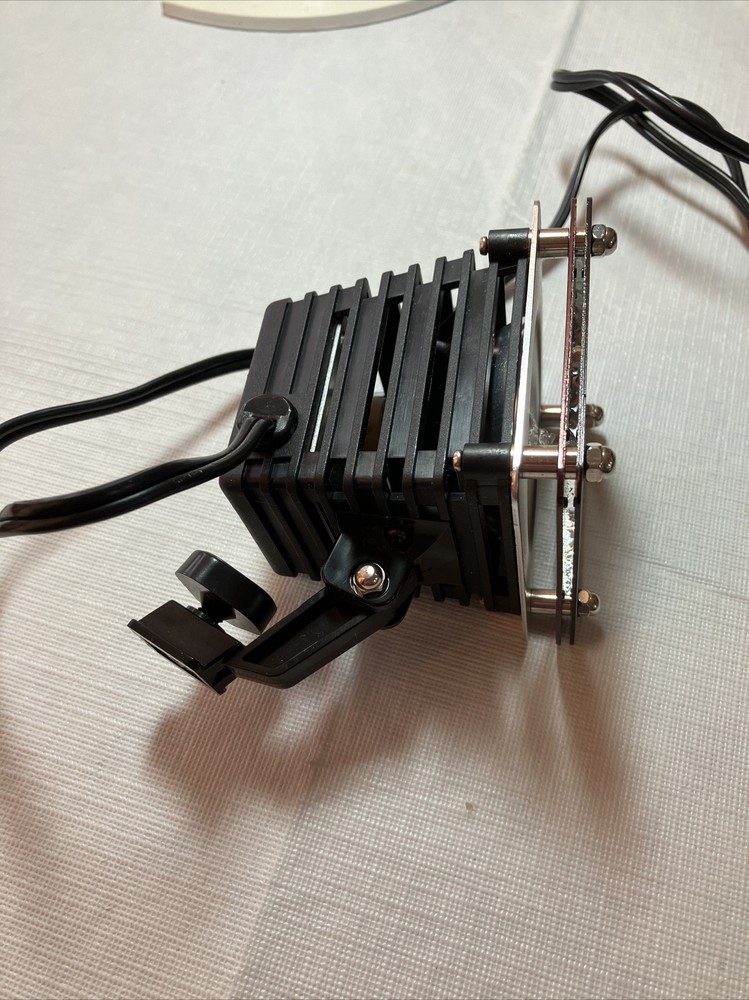 SIMA quartz halogen video light, 150 watts AC, TESTED -WORKS