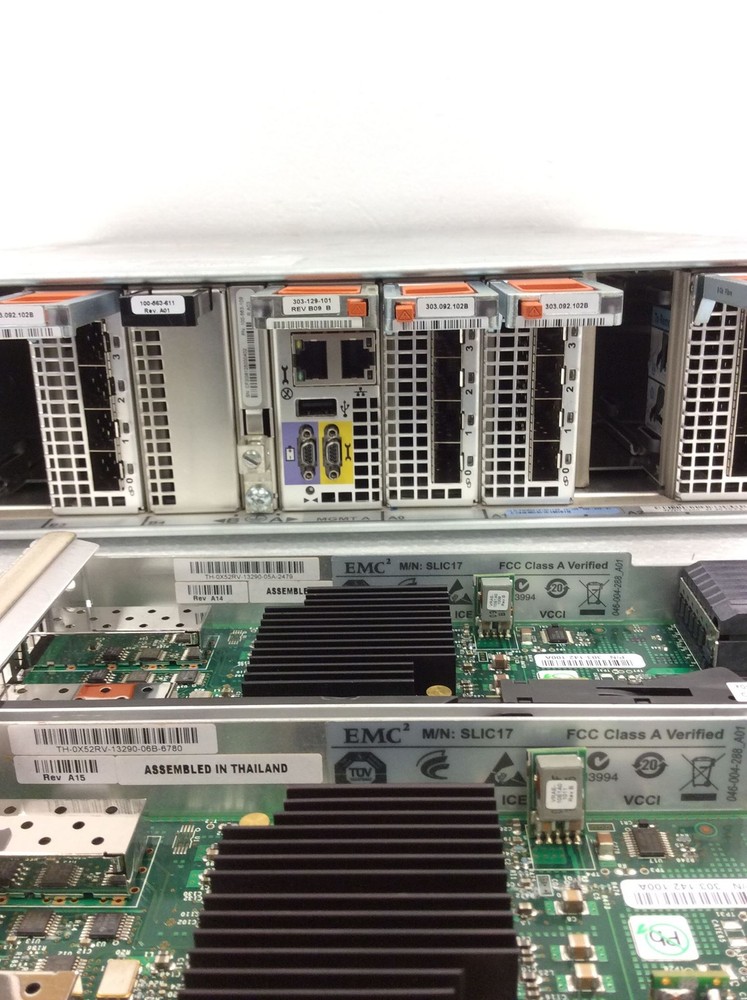 EMC TRPE Storage Processor Unit w/6xFC Module/2x SAN Management Module WORKING