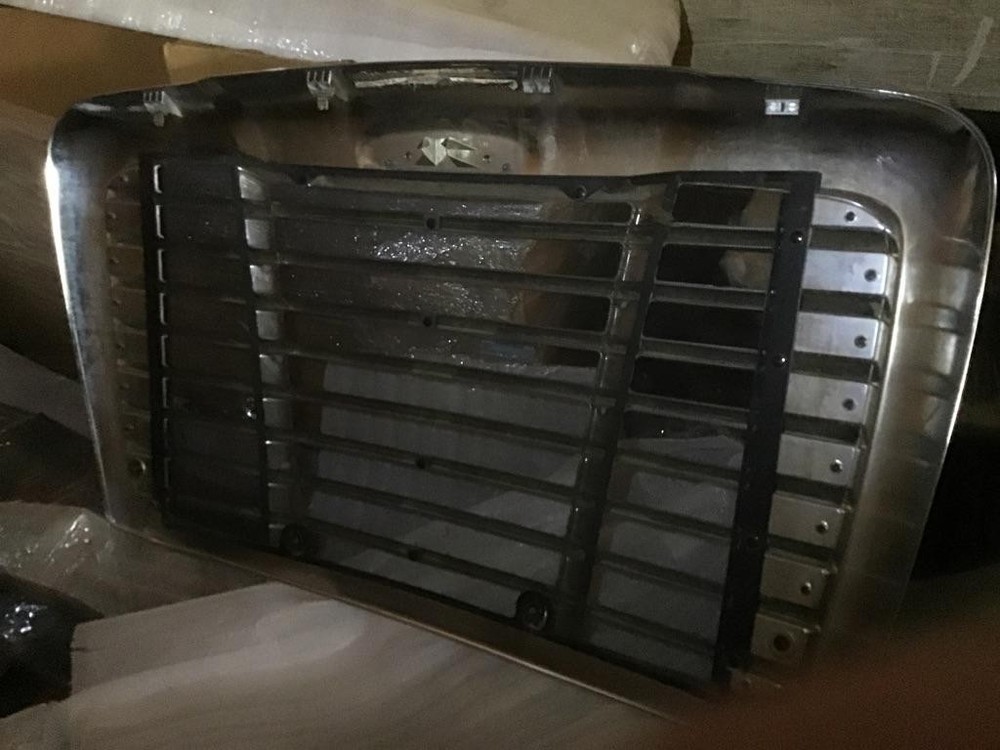 For FREIGHTLINER CASCADIA GRILLE , GA