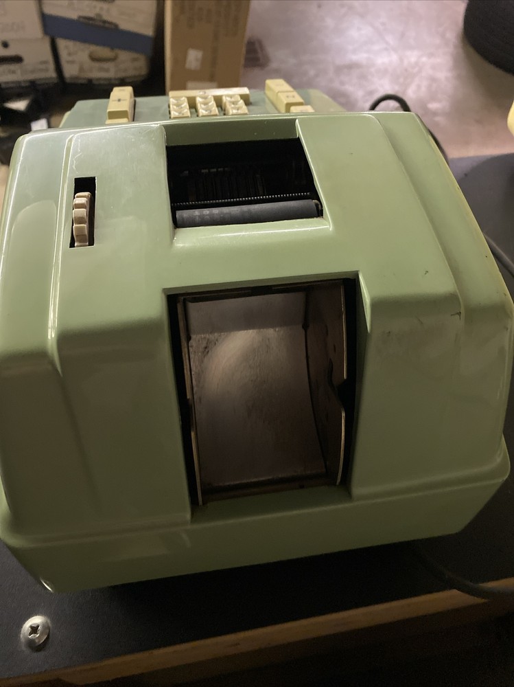 Vintage Remington Adding Machine Model Number 4071 1-10