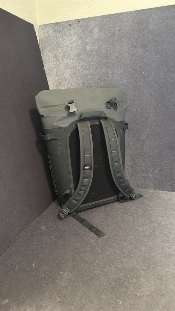 YETI Hopper M20 2.0 Backpack Soft Cooler Gray!