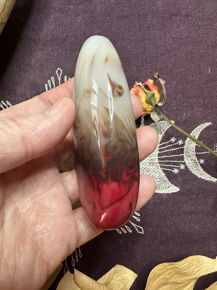Chicken Bloodstone Palmstone, Metaphysical