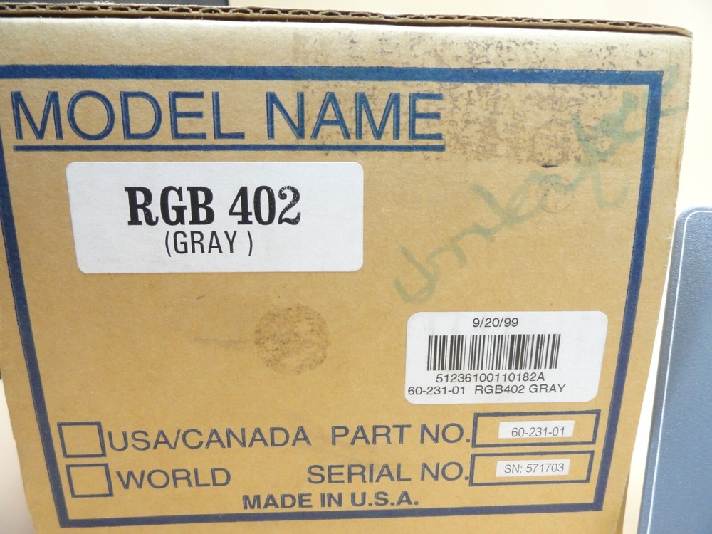 Extron RGB 402 Gray Mountable Interface (Qty 1)