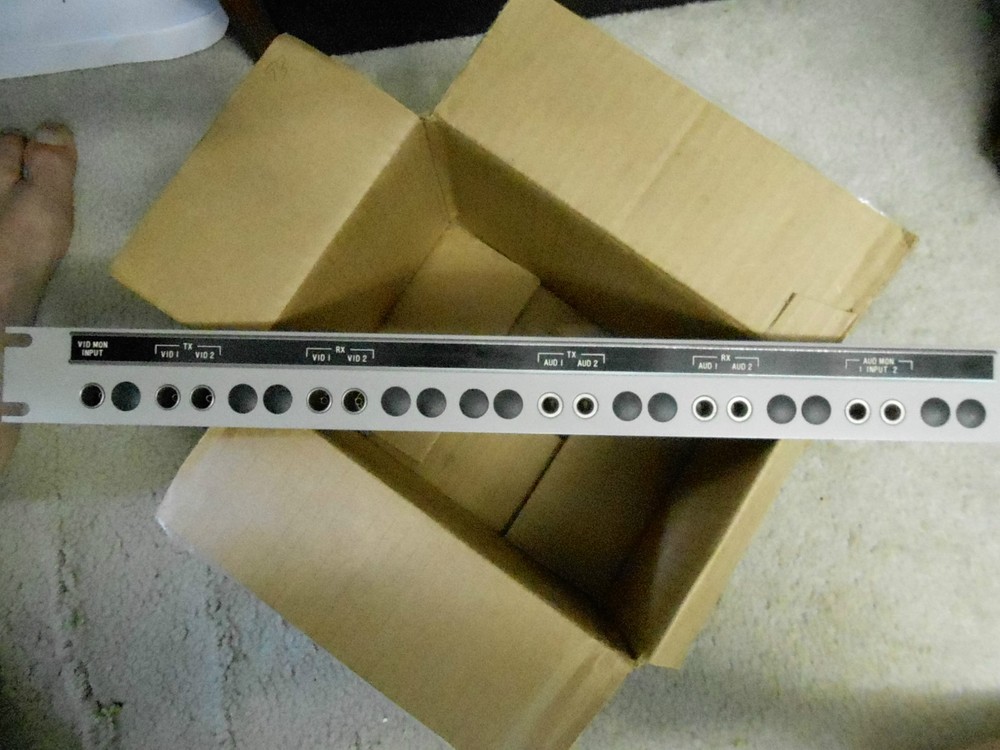 TROMPETER ELECTRONICS,INC PATCH PANEL JS-24S
