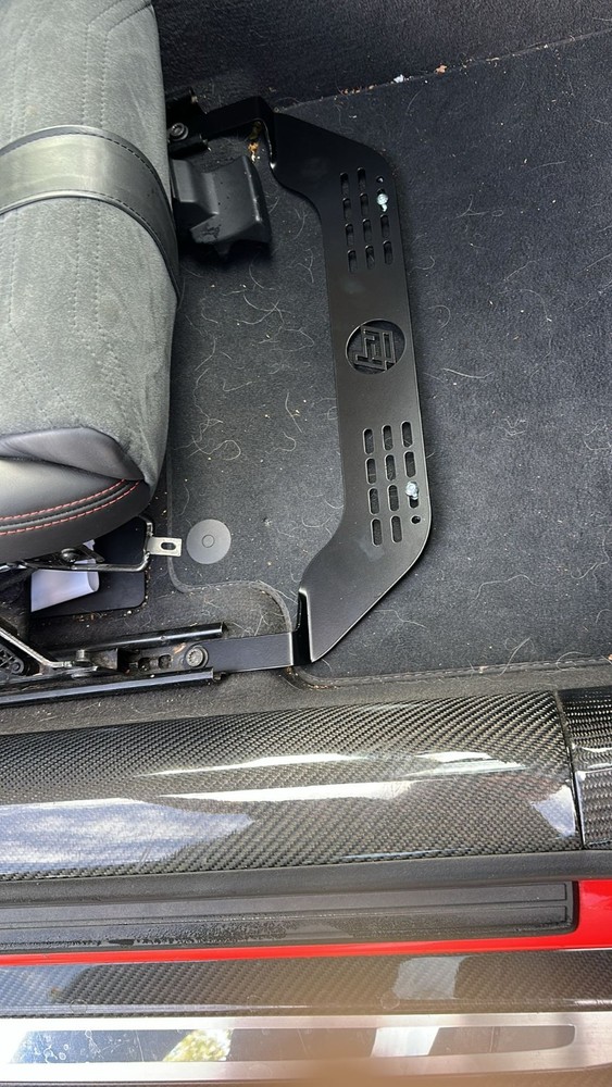 Fire extinguisher mount holder bracket for Audi R8