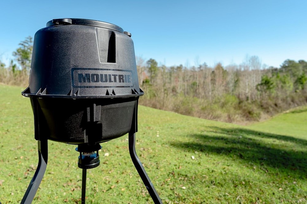 30-Gallon Deer Feeder - Durable UV-Resistant & Digital Timer Control