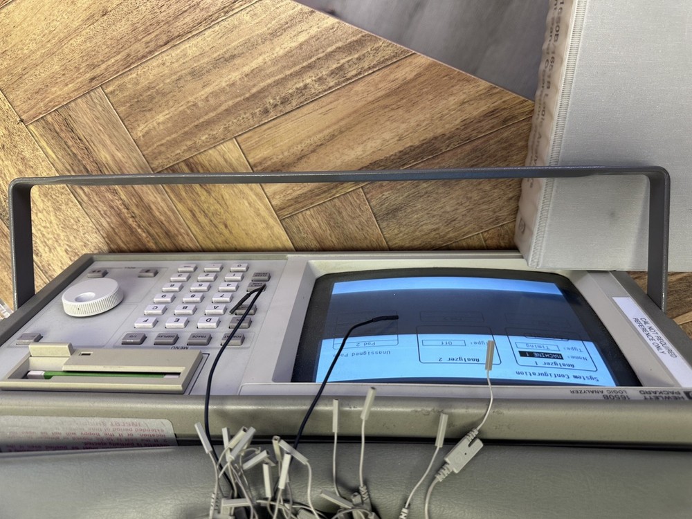 HP Hewlett Packard 1650B Logic Analyzer