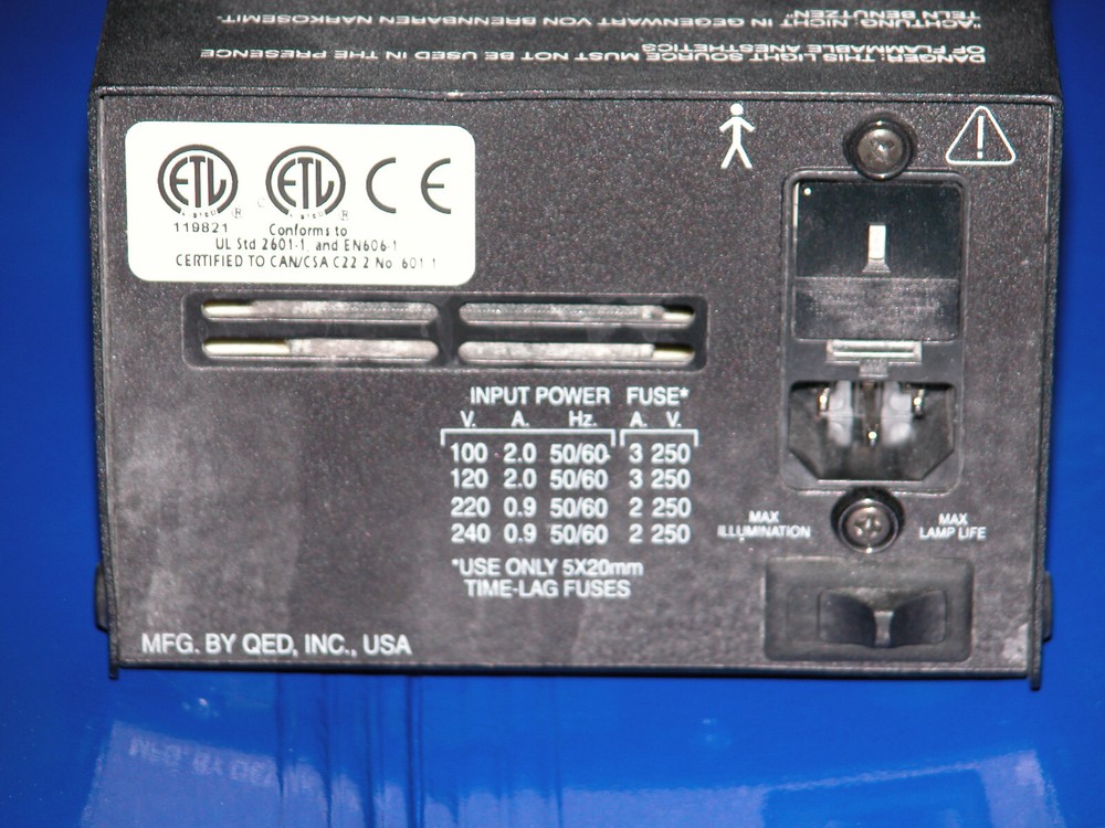 QED halogen fiber optic light source - 100 / 120 / 220 / 240V