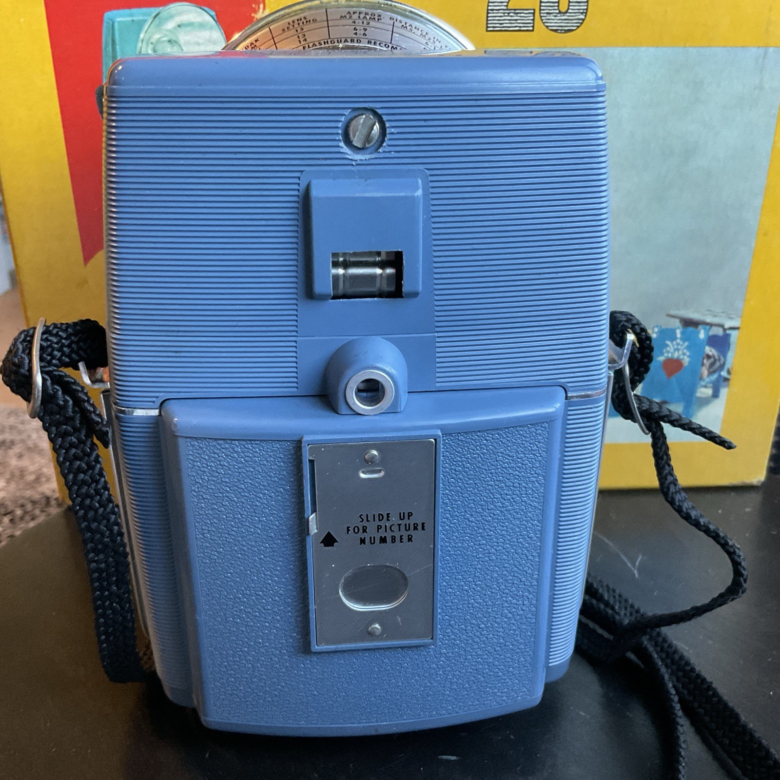 Vintage Kodak Brownie Flash 20 Outfit Camera Blue w/ Box NICE!