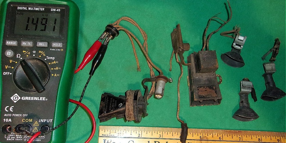 Philco Shadow Meter Lamp Sockets & "W" Shadow Meter Assy (1930's)