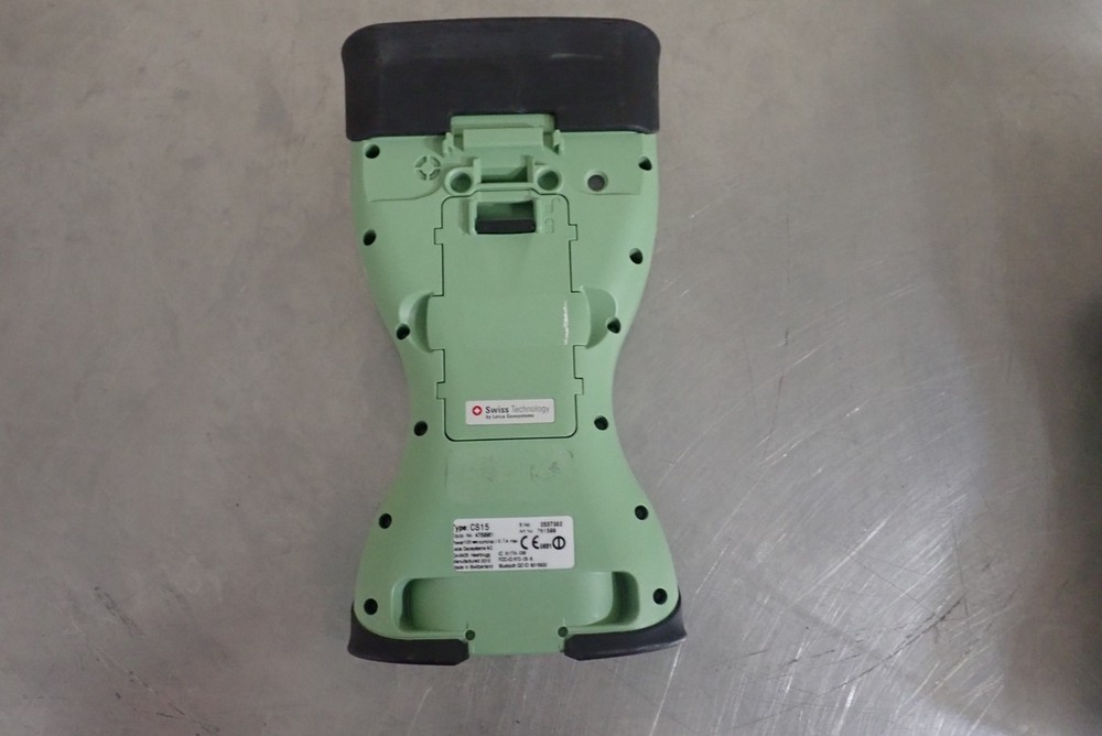 Leica VIVA CS15 Field Controller