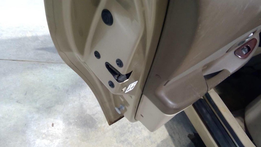 Left Rear Door Latch Fits 06 Malibu 3767129