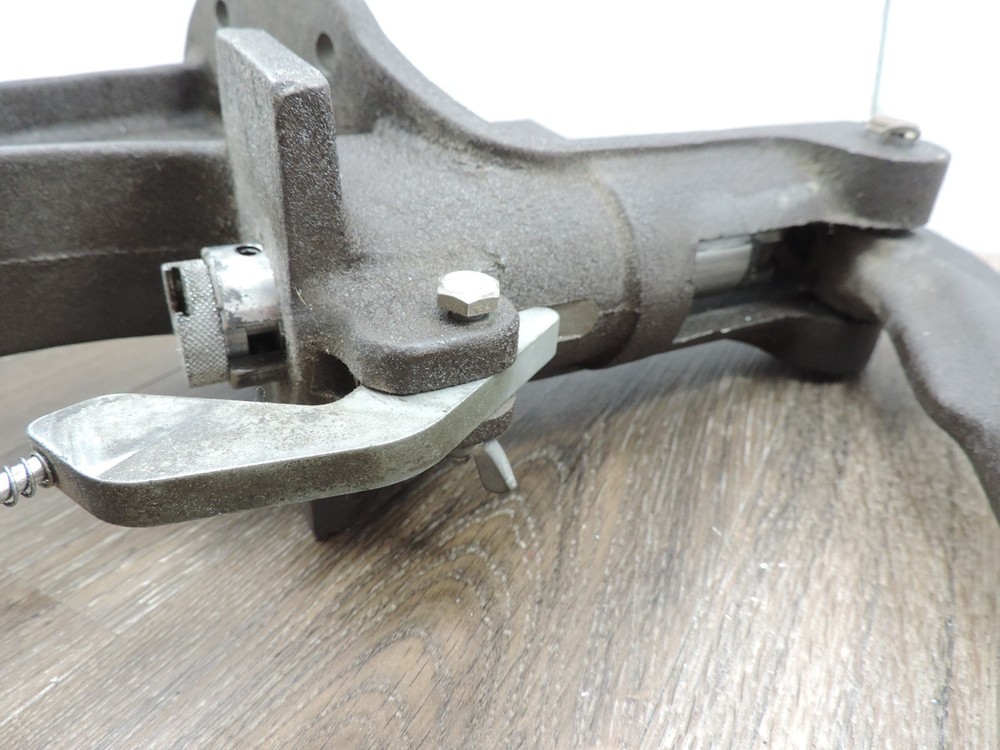 Herter's Super Model 3 Single Stage Reloading Press w/Primer Arm