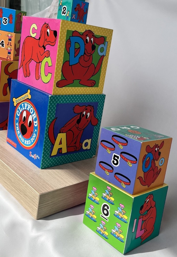 Scholastic Books 1999 Rare CLIFFORD Stacking Blocks CUBE