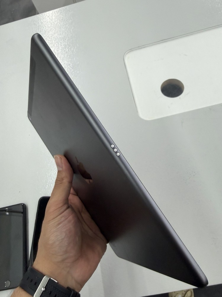 iPhone iPad For Parts