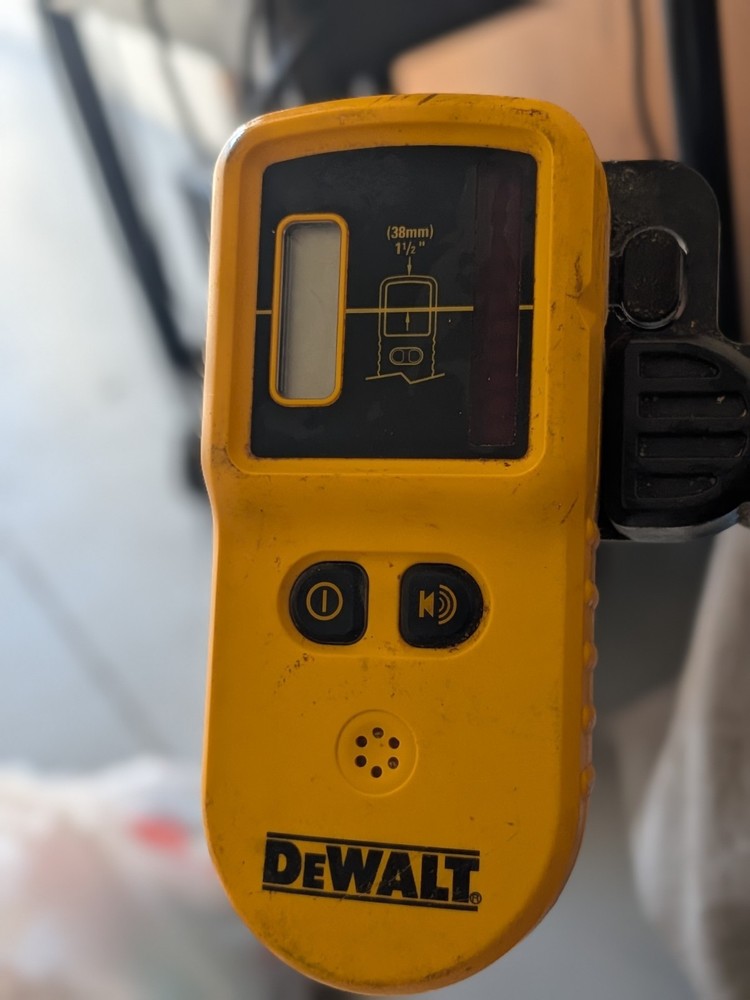 DeWalt DW0742 Laser Detector Receiver w/ Clamp | Construction Grad Level Sensor