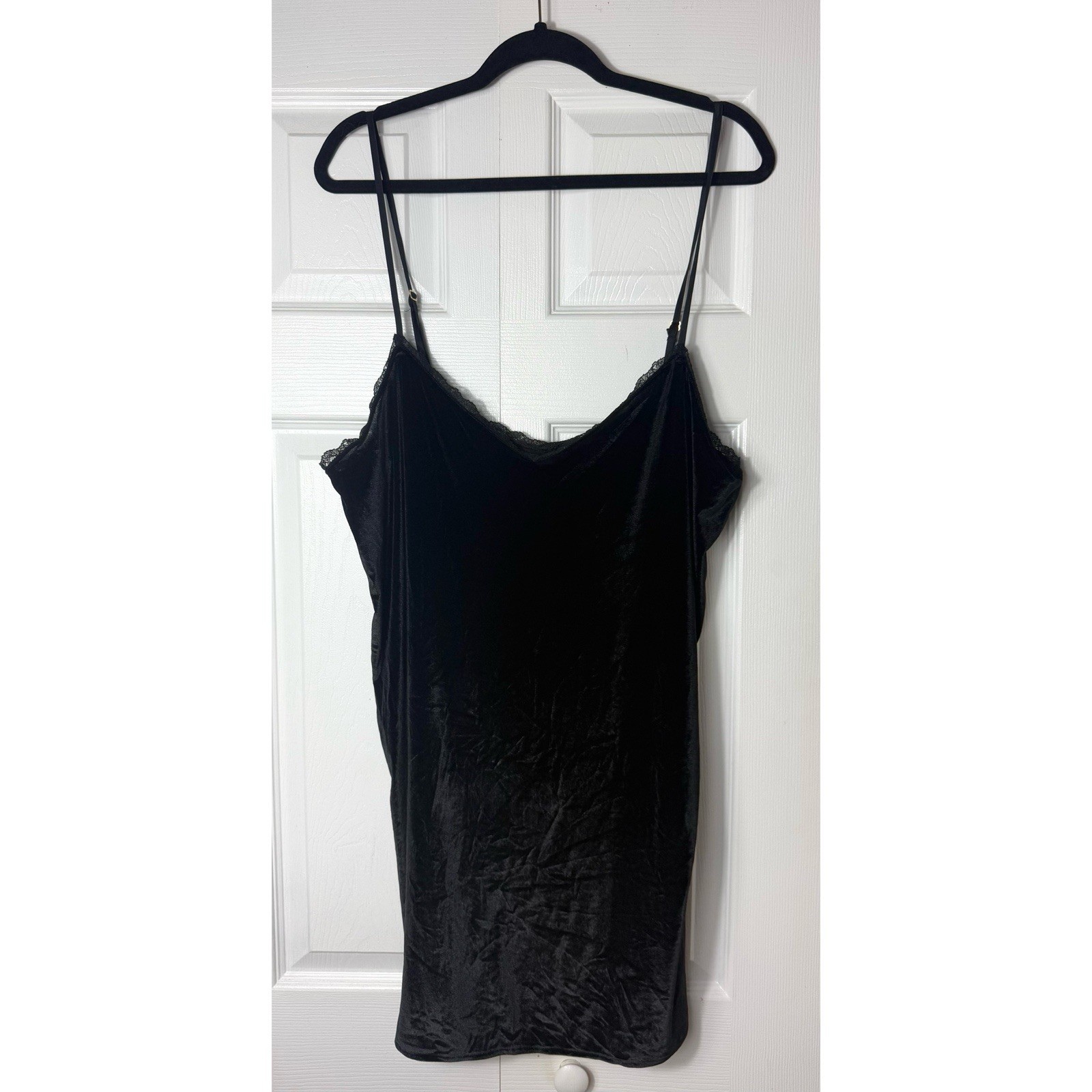 Victoria’s Secret Black Velvet Lace Trim Chemise Slip Dress Nightgown Size XL