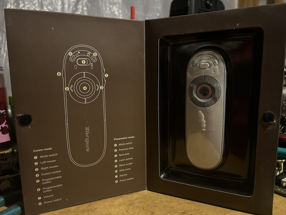 Targus Bluetooth Presenter for Mac with Touch Scroll