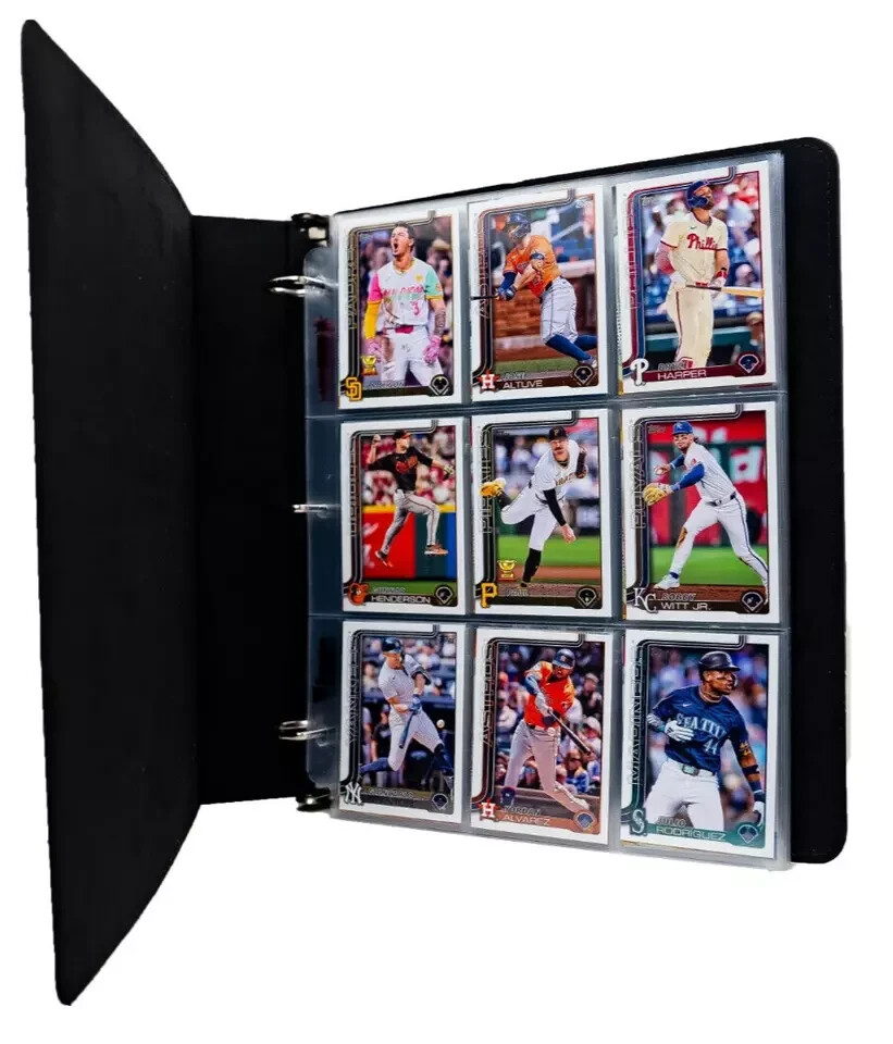 2025 Topps Series 1 3 Ring Binder